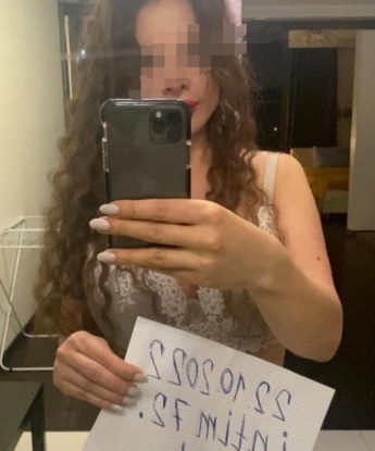 Соблазнительная брюнетка с неугомонным аппетитом к жизни приглашает на встречу, где главный акцент - ты. Буду твоей нежной кошечкой. 6309, 28 лет